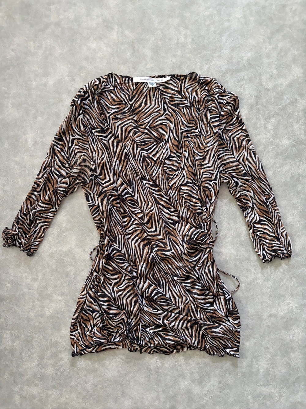 Y2K 100% Silk Tan Zebra Print Tie Back V-Neck Blouse | 2000s Luxury Office Siren - Picture 8 of 13